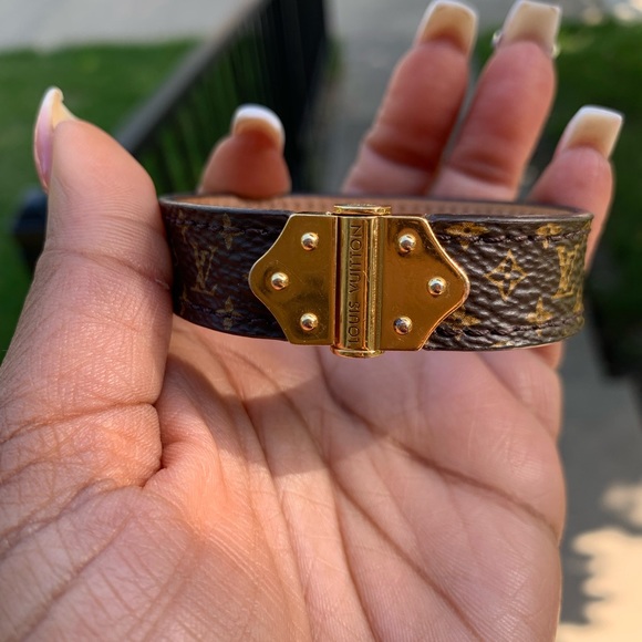 Louis Vuitton Nano Monogram Bracelet - Picture 6 of 8